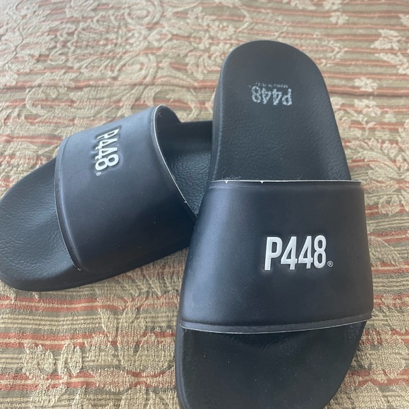 P448 Made in Italy pool shoes size 36 - Picture 1 of 3